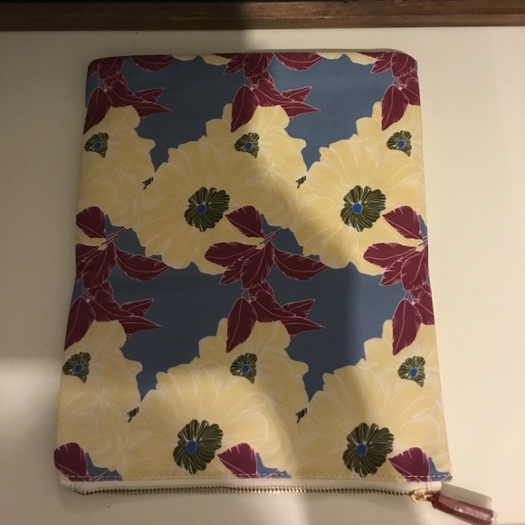 Fold over clutch - Picture 8 of 8